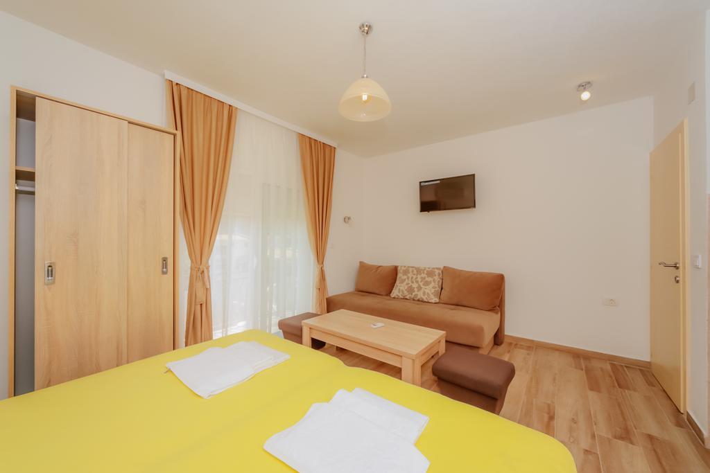 Apartments Sole Mar ซูโตมอเร ภายนอก รูปภาพ